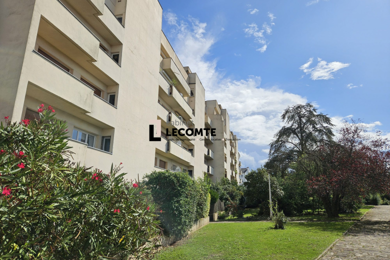 Appartement T4 en vente à Rennes (VA2142-CABINETLECOMTE35) - Photo 1