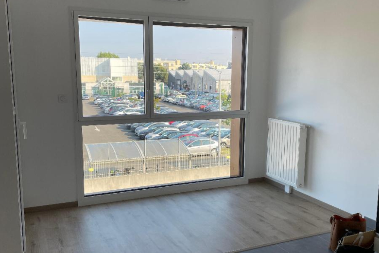 Studio en location à SAINT-JACQUES DE LA LANDE (GES04310049-610) - Photo 3