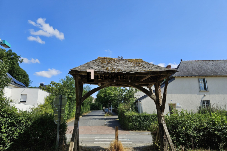 Studio en vente à La Chapelle-des-Fougeretz (VA1904-CABINETLECOMTE35) - Photo