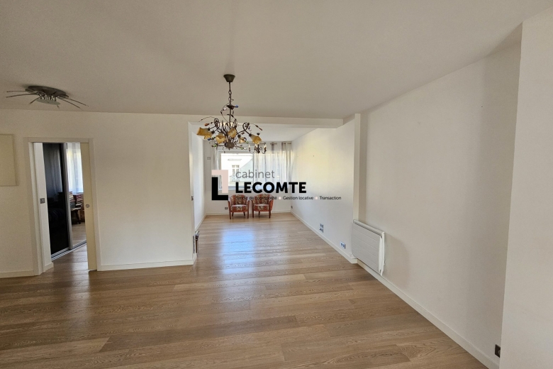 Appartement T4 en vente à Rennes (369-CABINETLECOMTE35) - Photo 2