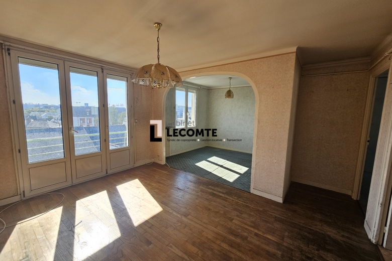 Appartement T4 en vente à Rennes (VA1957-CABINETLECOMTE35) - Photo 2