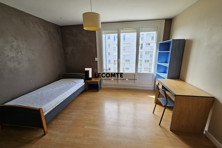 Appartement T4 en vente à Rennes (VA2063-CABINETLECOMTE35) - Photo 2