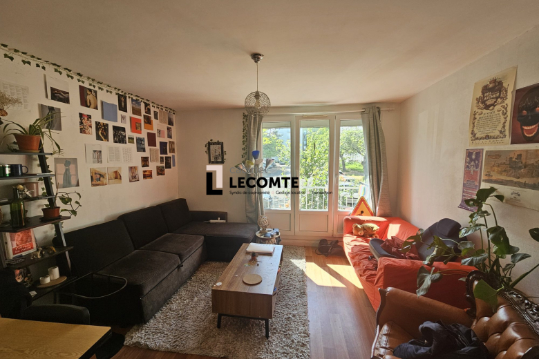 Appartement T4 en vente à Rennes (VA2098-CABINETLECOMTE35) - Photo