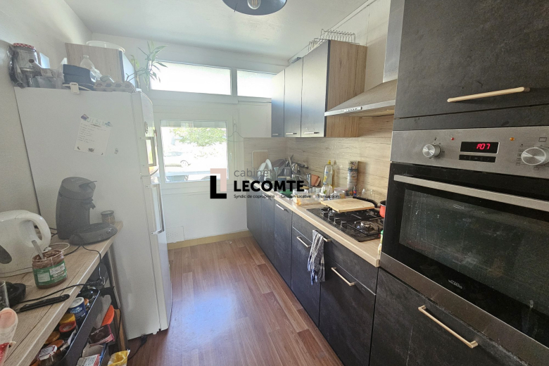 Appartement T4 en vente à Rennes (VA2098-CABINETLECOMTE35) - Photo 2