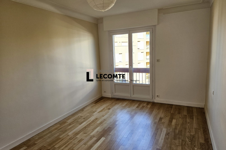 Appartement T4 en vente à Rennes (VA2142-CABINETLECOMTE35) - Photo 9