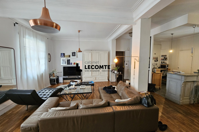 Appartement T6 en vente à Rennes (VA2090-CABINETLECOMTE35) - Photo 3