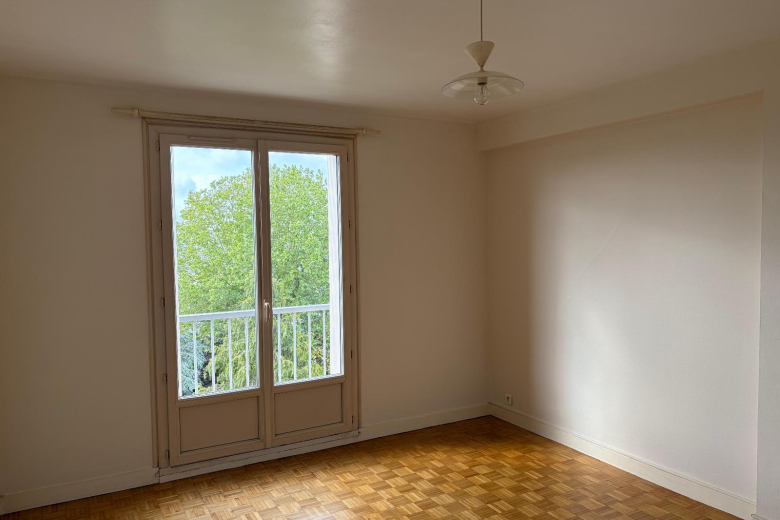 Studio en location à ST JACQUES DE LA LANDE (GES01760029-610) - Photo