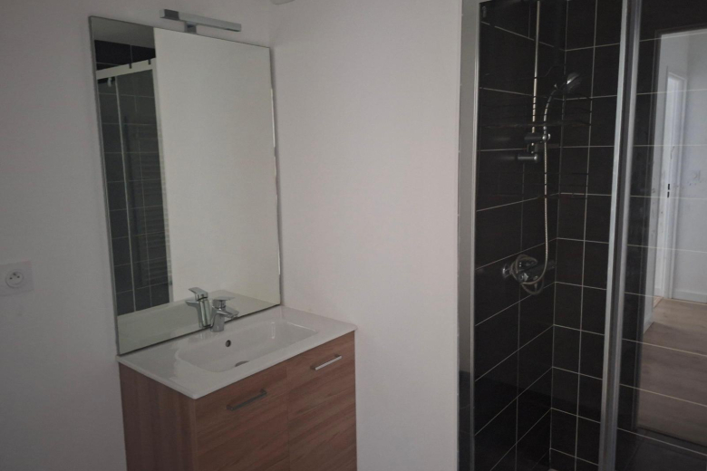 Appartement T2 en location à SAINT-JACQUES DE LA LANDE (GES04310060-610) - Photo 6