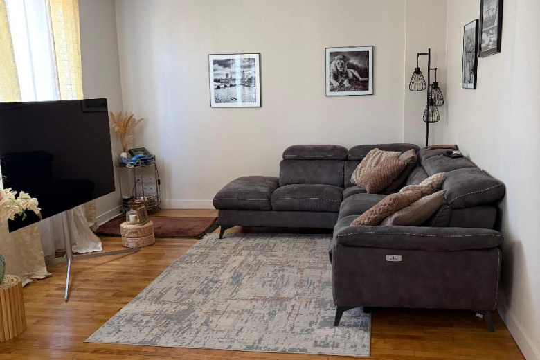 Maison T6 en location à ST JACQUES DE LA LANDE (GES05680001-610) - Photo 8