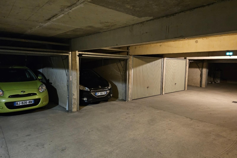Sationnement en vente à RENNES (T7943) - Photo